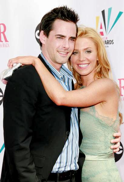 Poppy Montgomery and Adam Kaufman expecting first child.